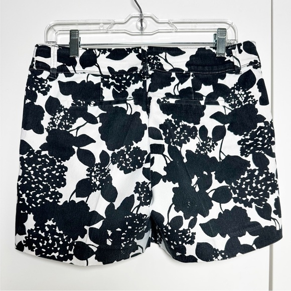 The Limited Black & White Print Tailored Shorts Size 6 Floral Pockets - Picture 5 of 7